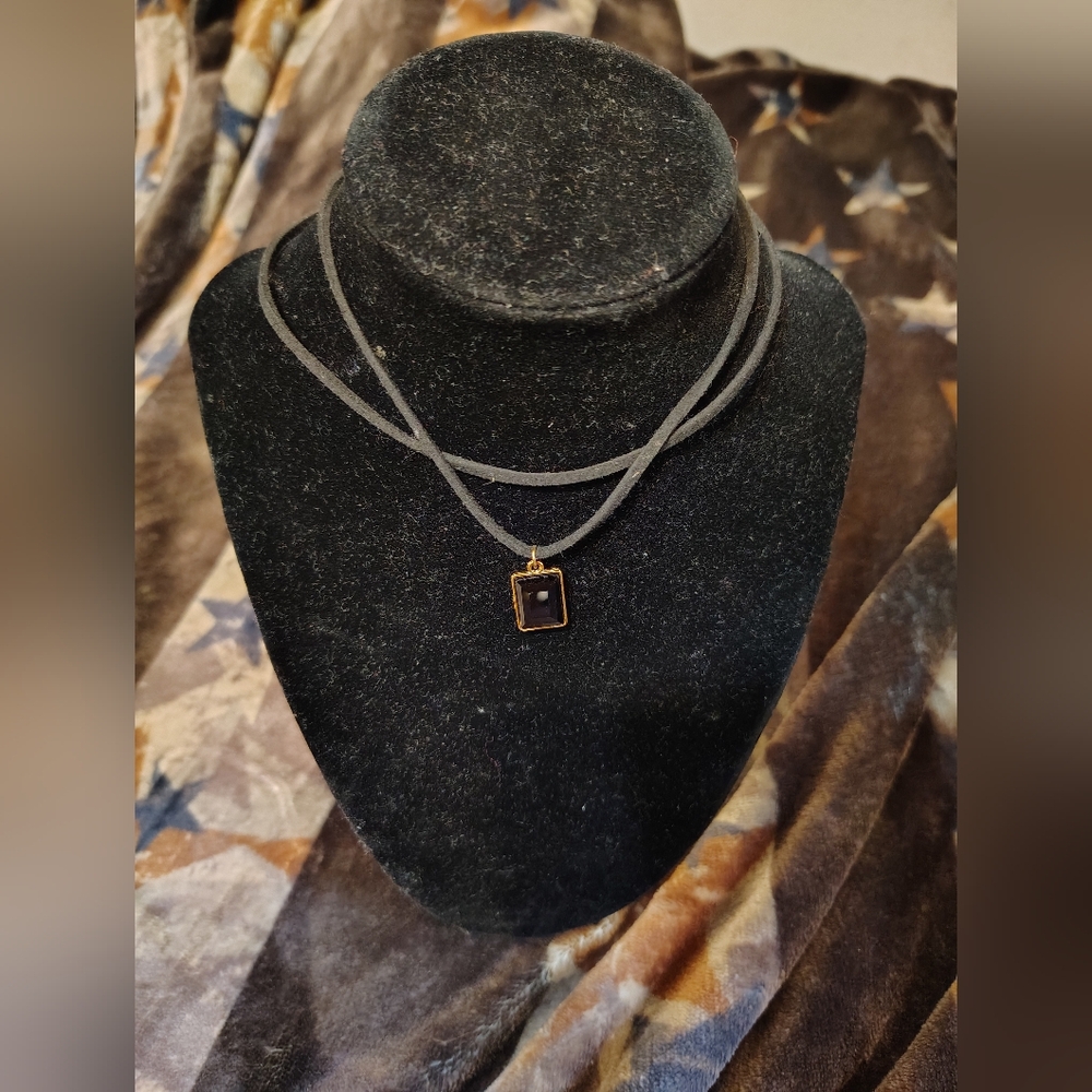 Two tier choker